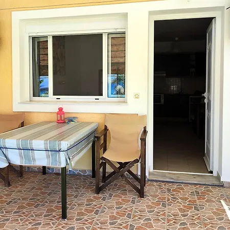 Rosa's Apartament Lourdata (Kefalonia)