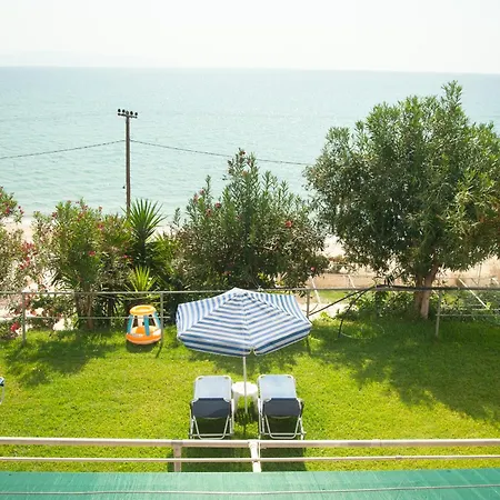 Rosa's Apartment Lourdata (Kefalonia)