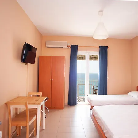 Rosa's Appartamento Lourdata (Kefalonia)