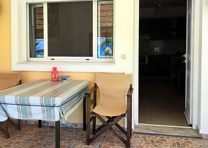 Rosa's Apartman Lurdáta